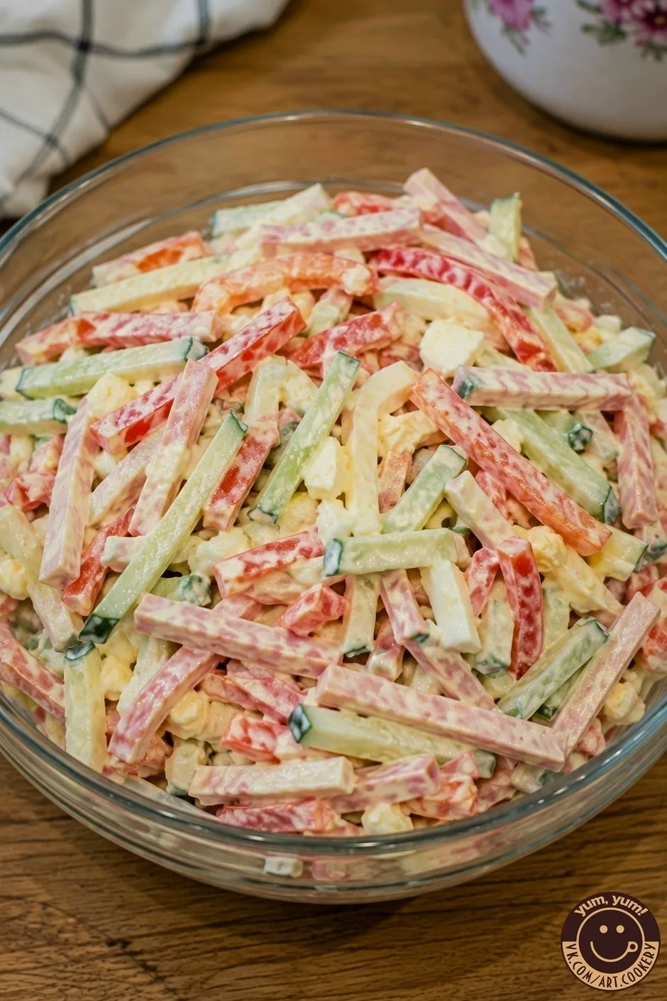 🥗 САЛАТ С ВЕТЧИНОЙ ЗА 10 МИНУТ - СОЧНЫЙ, СВЕЖИЙ И ОЧЕНЬ ПРОСТОЙ