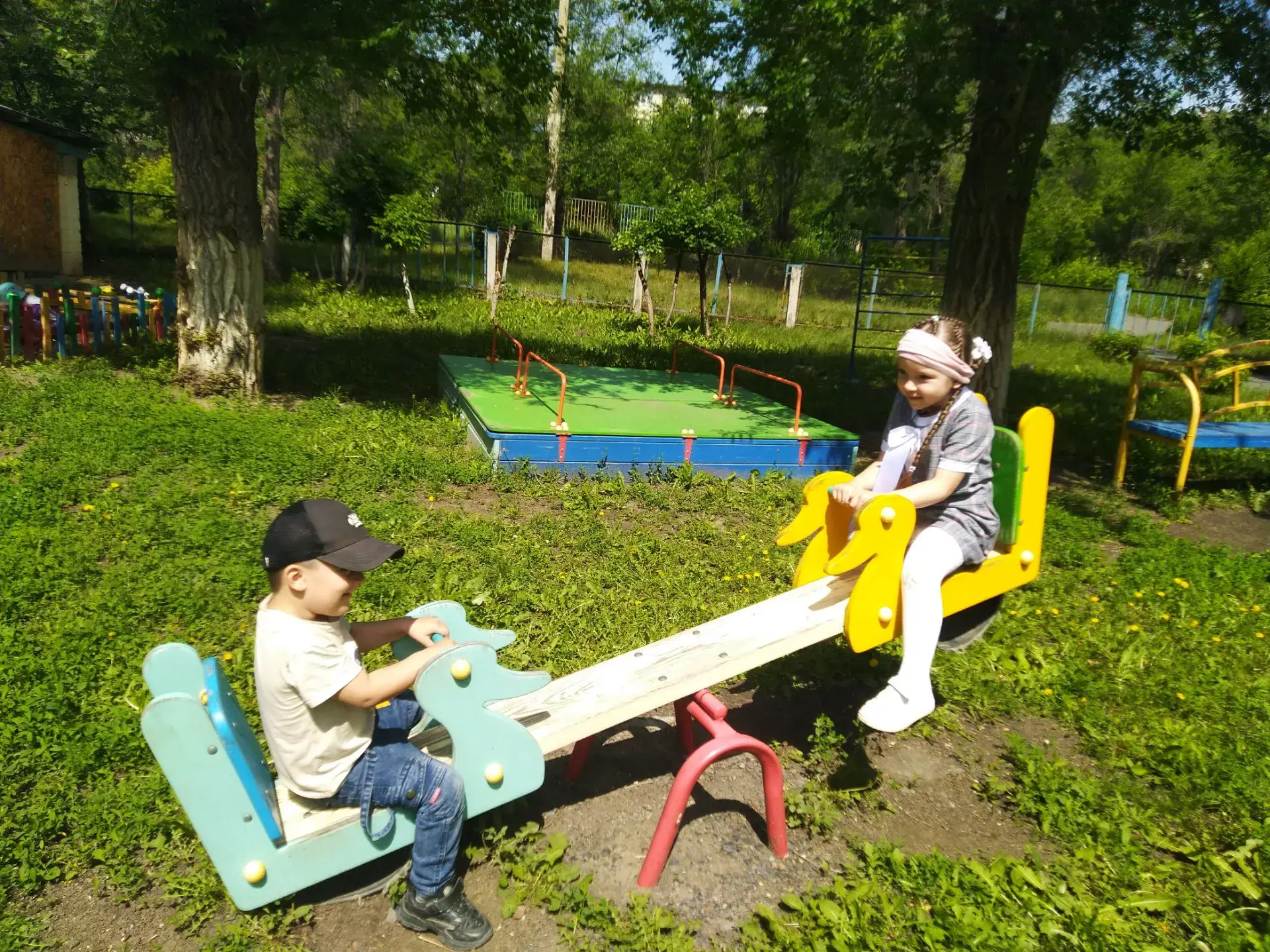 ☀️ Лето! 🌞 Какая чудесная пора! 😍 Столько всего интересного ждёт нас на прогулке! 🌾🦩
Ребята из г