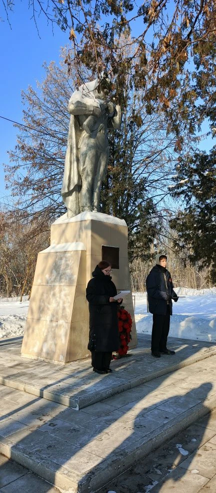 Помним. Гордимся. Чтим.  Торжественный митинг, посвящённый 83 годовщине освобождения Старого  Оскола