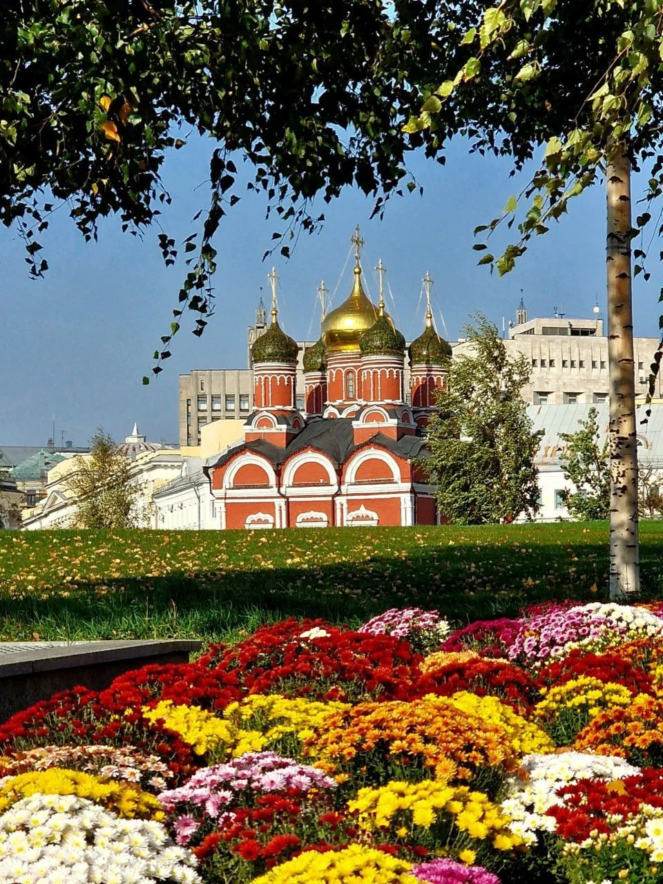 Собор иконы Божией Матери «Знамение»

📌 Собор иконы Божией Матери «Знамение» был главным храмом Зна