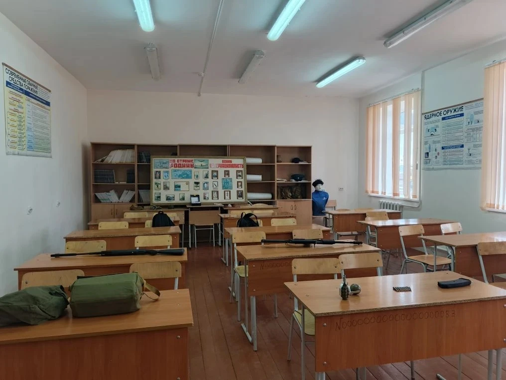Оборудование кабинета по предмету "Основы безопасности и защиты Родины Уркарахской мног...