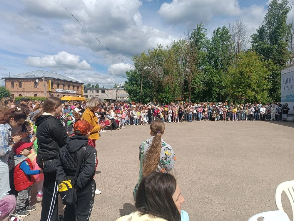 С днём защиты детей! С праздником, наши маленькие и юные жители округа! Пусть всегда бу...