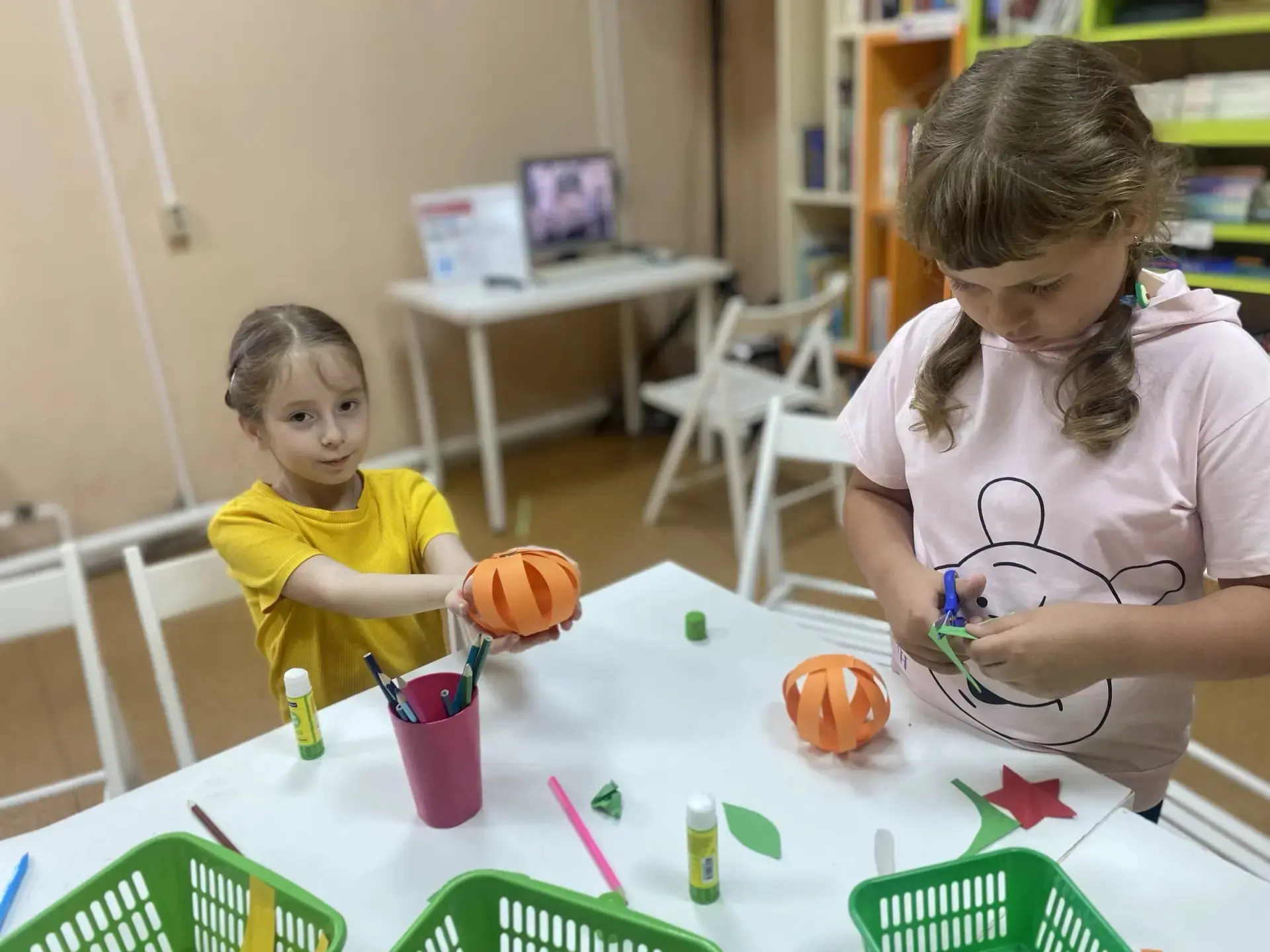 16 июня в школьном лагере "Сказка" МОУ Песковской СОШ прошел очень насыщенно и разнообразно.
🟢Ребят