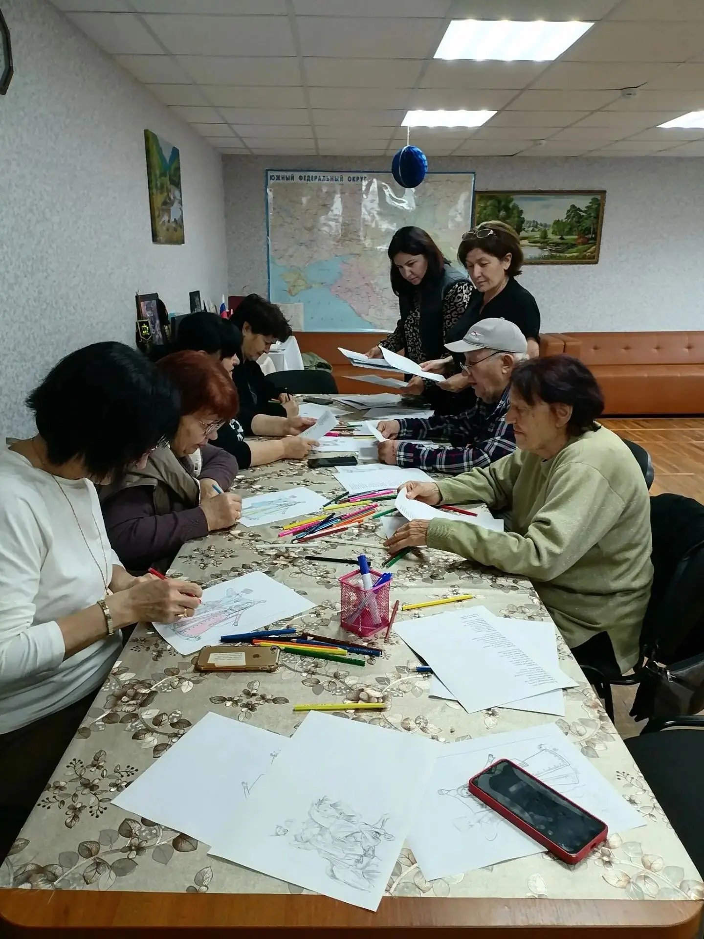 Символика узоров: праздник национальных костюмов.