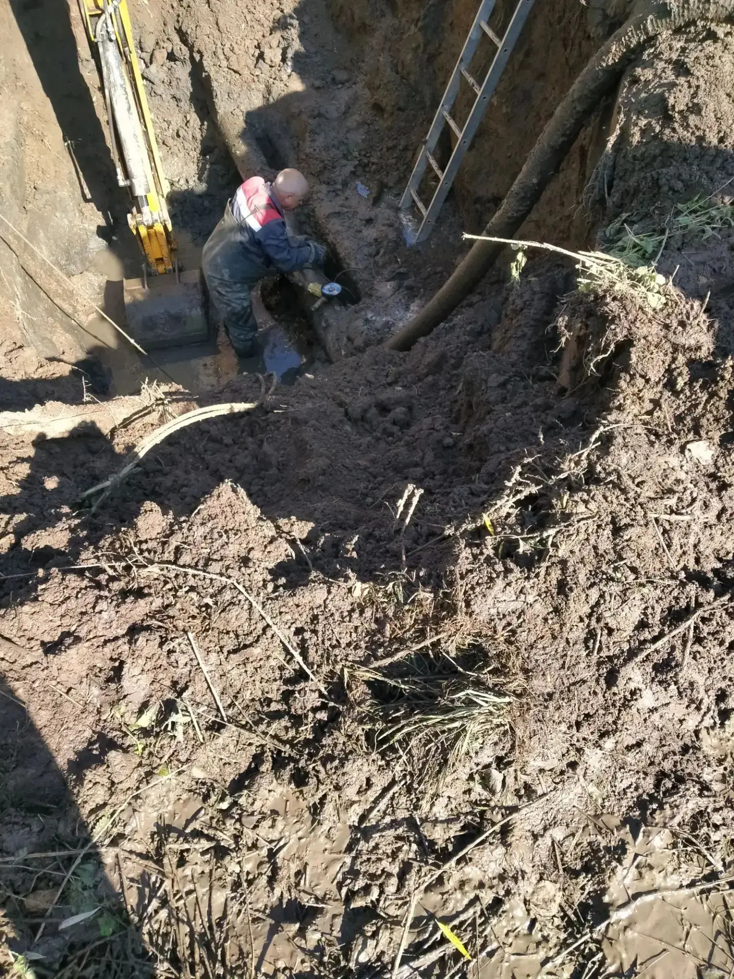 💦 Аварийный участок введен в работу.