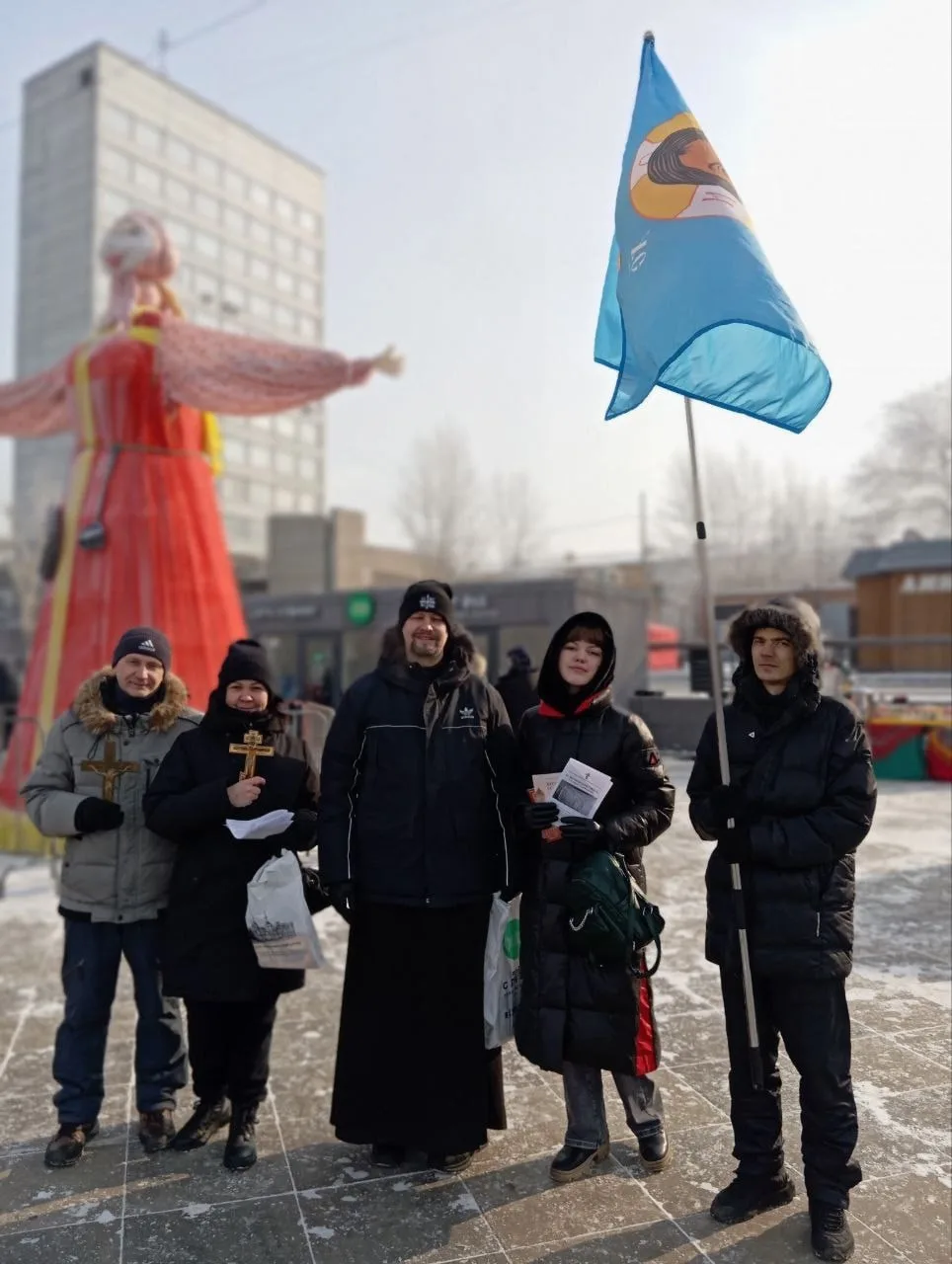 Со стороны Господа нашего Иисуса Христа нам, всем без исключения христианам, заповедано...