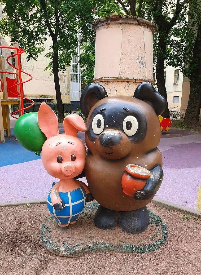 Двор, где оживает детство ☀️