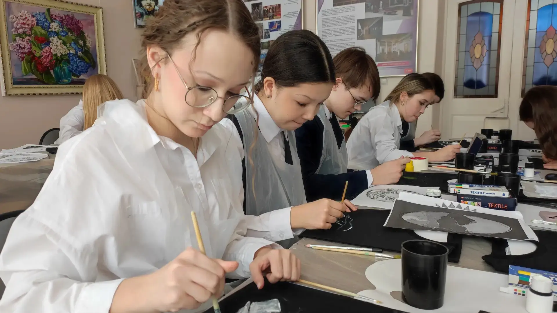 Учащиеся МБОУ «СОШ №56» г.Чебоксары  передали частичку тепла бойцам СВО  🍀Учащиеся 7 «Б» и 8 «И» кла