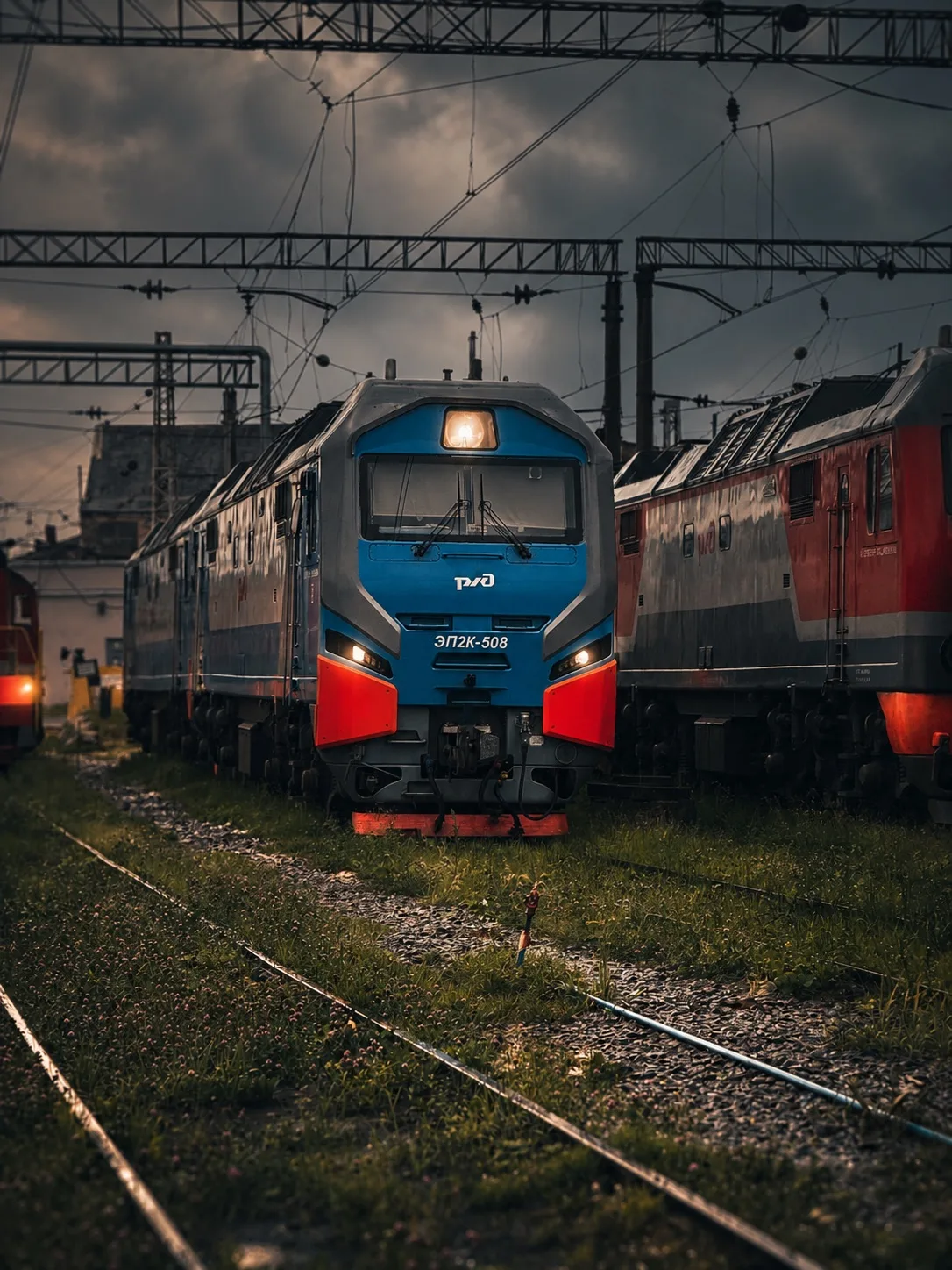 Машину припарковали, всем хороших выходных ✊
