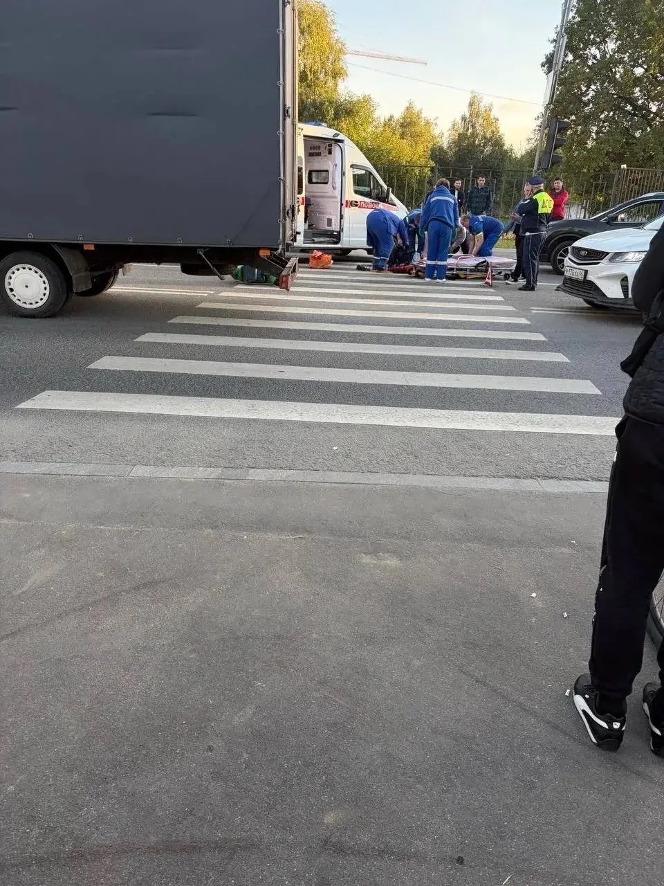 ‼️ Сегодня на Новокуркинском шоссе автомобиль сбил мужчину, передвигавшегося на электро...