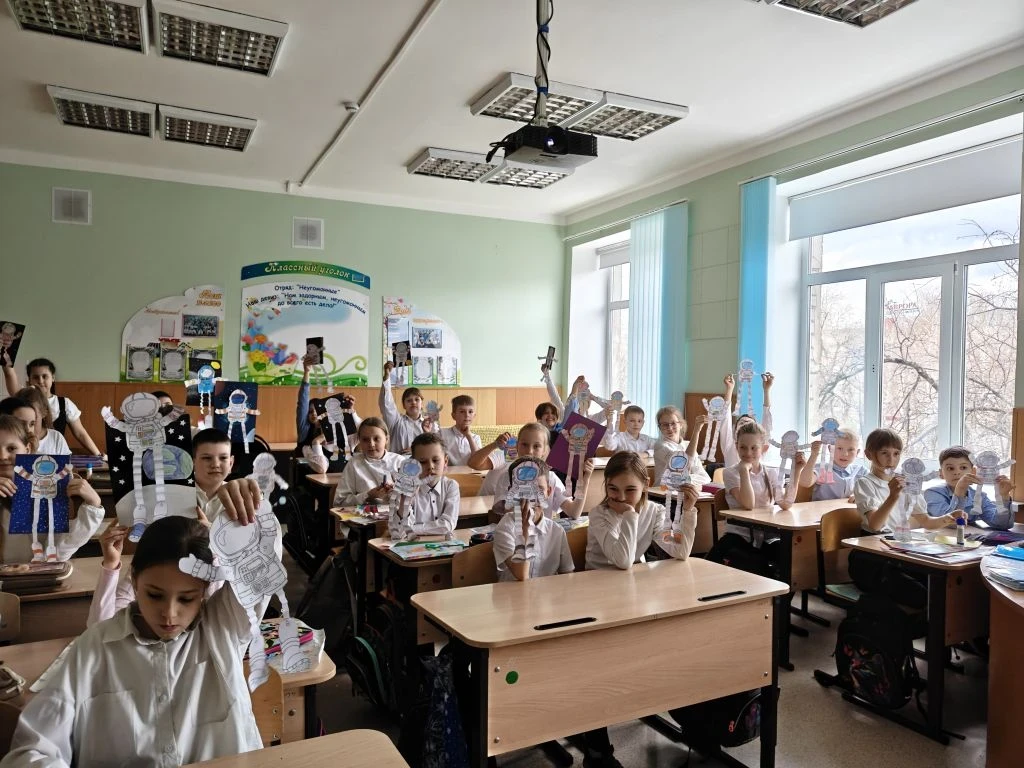 В МБОУ «Школа № 121» г.о. Самара завершается проведение Недели космоса, организованной в рамках реал