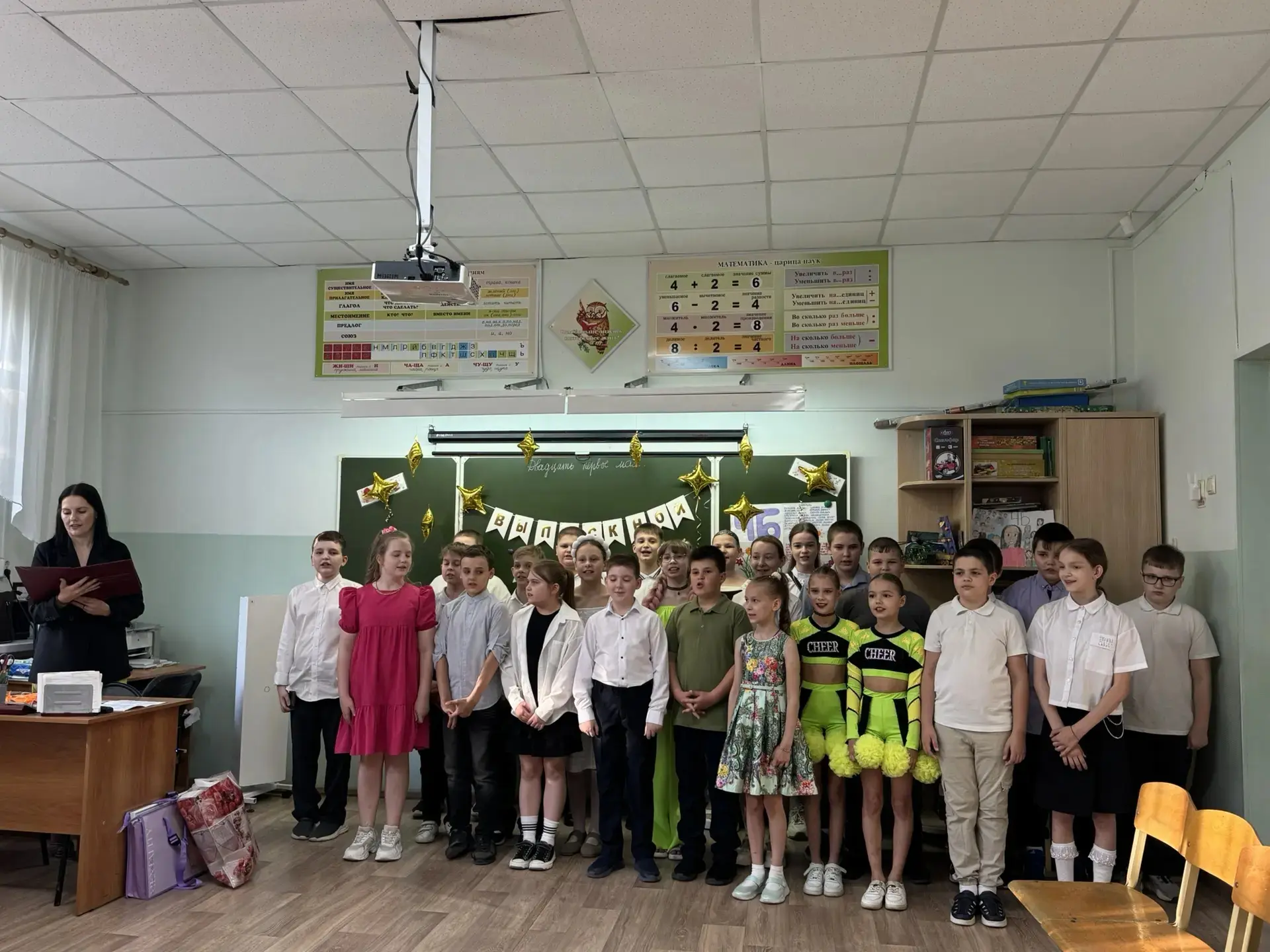 В нашей школе прошли долгожданные выпускные вечера для 4 «А» и 4 «Б» классов! Ребята пр...