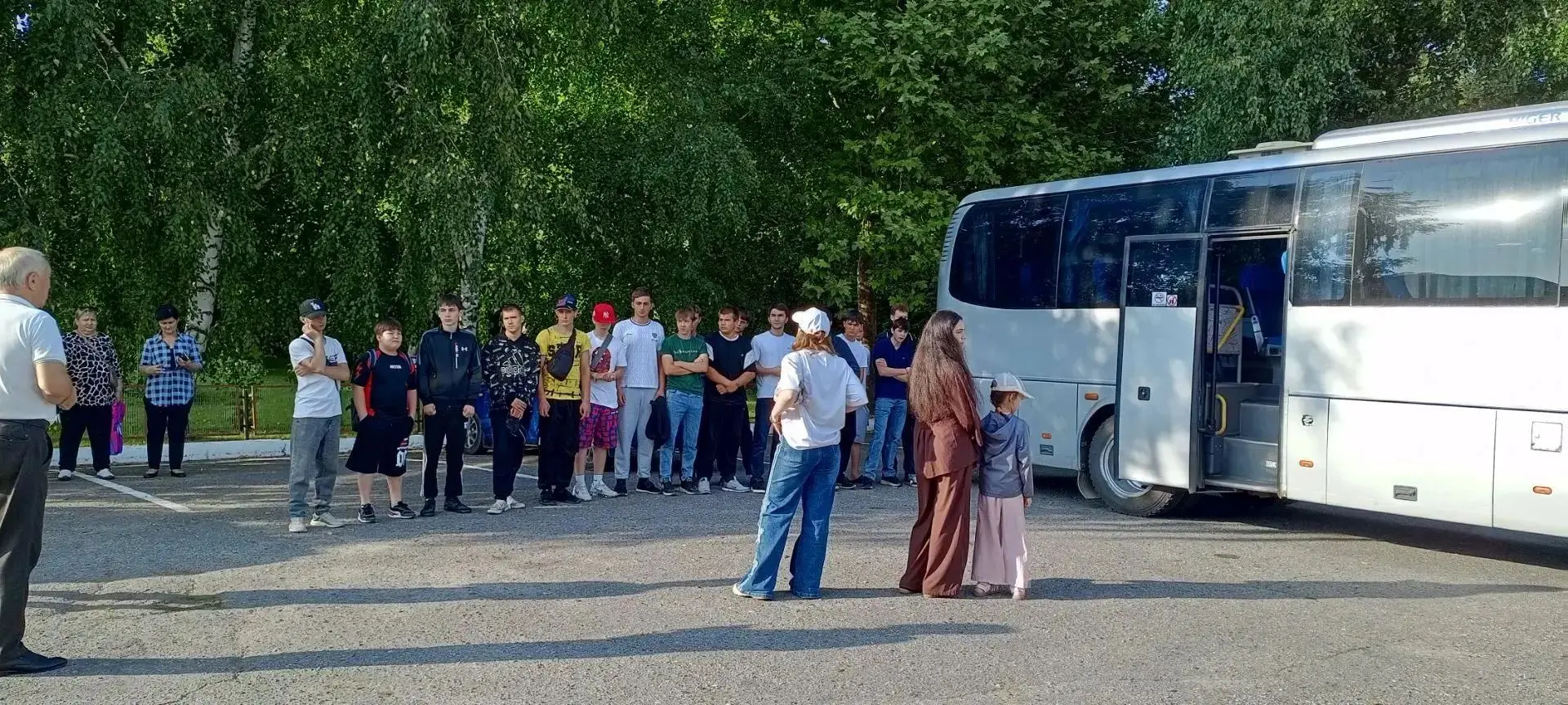 🎉 Выходные в лагере «Шахар» — это всегда приключения! 🎉
🌄На этих выходных наш лагерь выехал на ба
