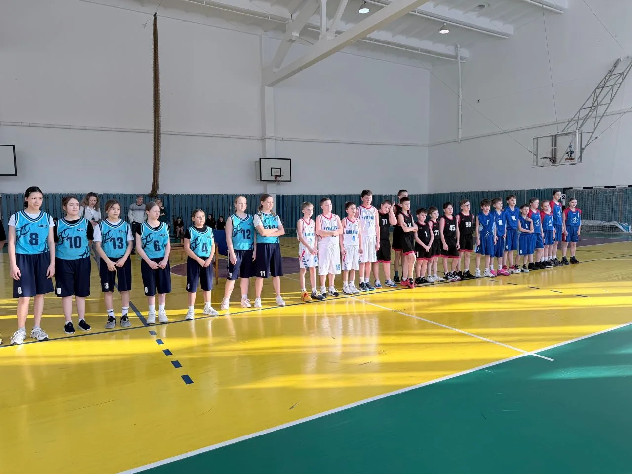 20 марта состоялись традиционные XIX соревнования по баскетболу 3×3. Нашу школу на этих престижных с