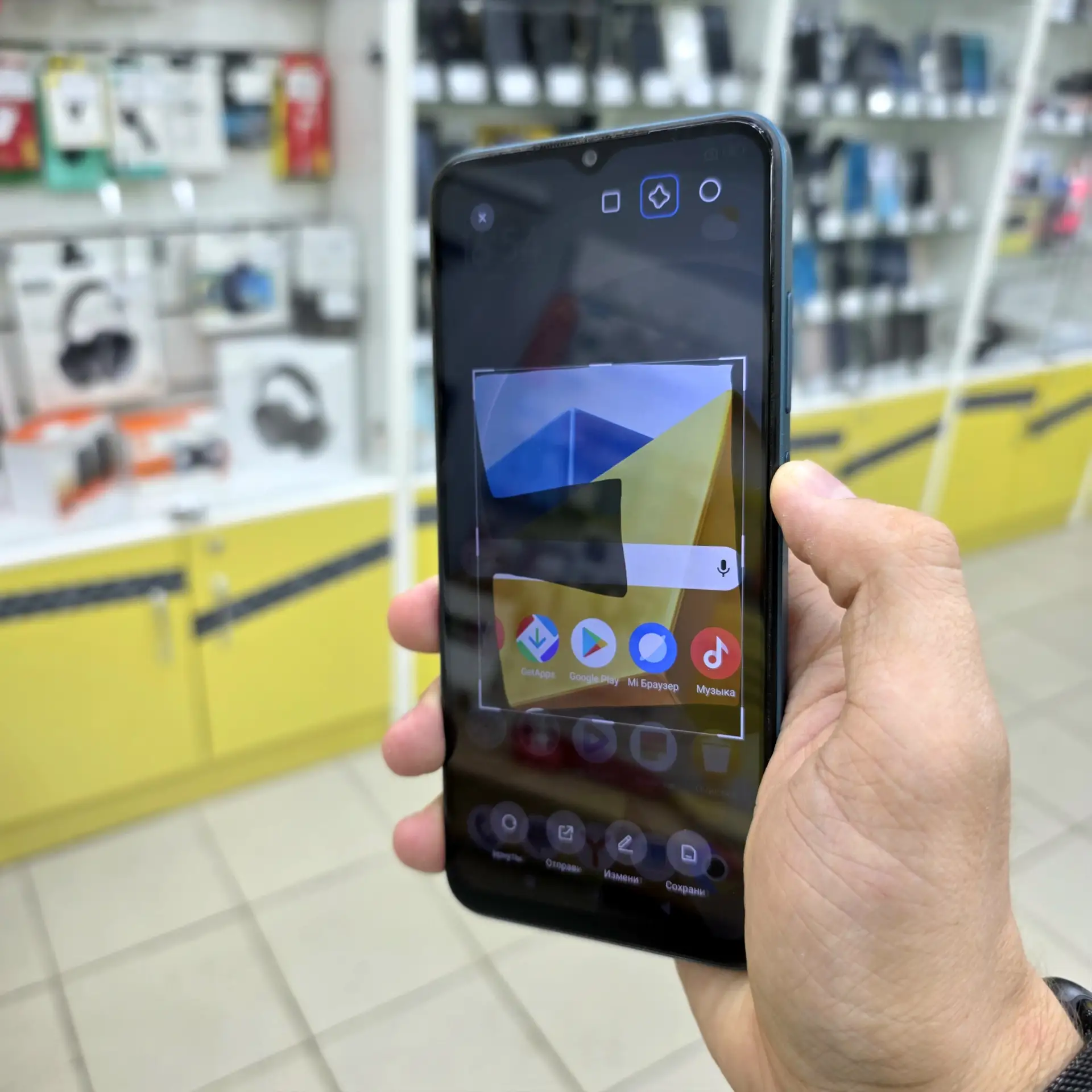 Как делать скриншоты любой формы на Xiaomi