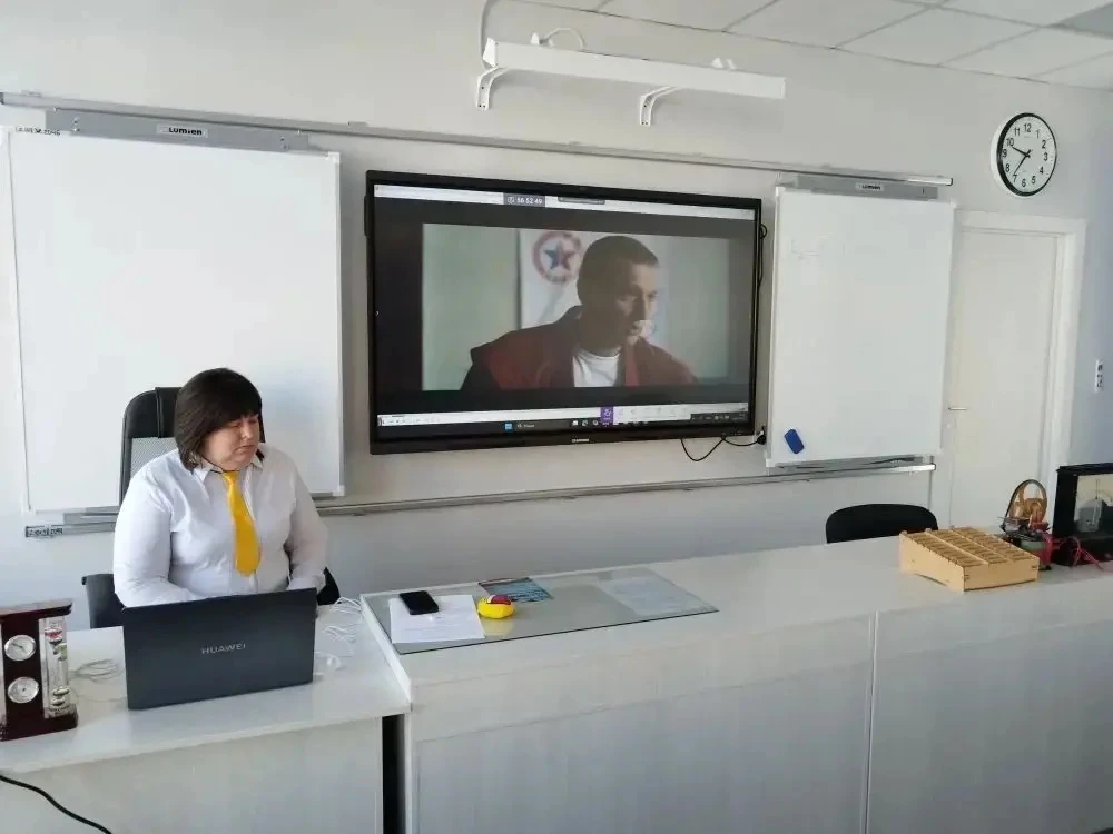 В школе прошло занятие родительского клуба «Пространство доверия»: учимся побеждать тревожность.   1