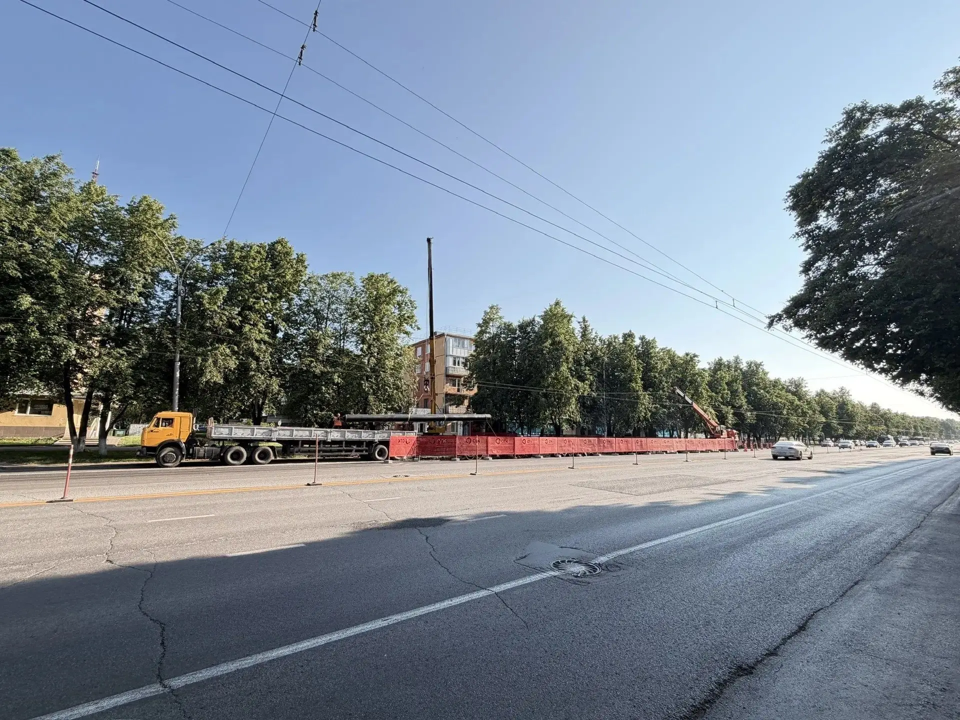 Рассказываем о работах на тепловых сетях по проспекту Ленина в Кемерове.