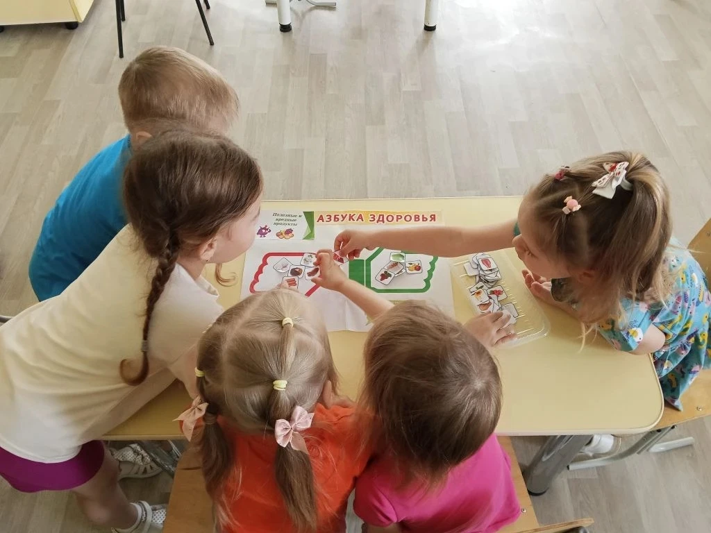 💥Вместо всемирного Дня  без табака  в младших группах  "Колокольчик" и "Березка" прошел  "День чист