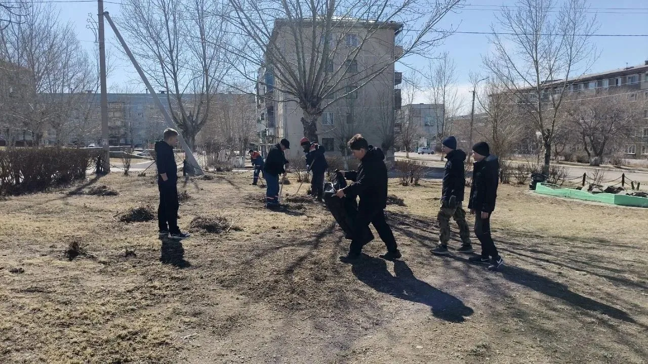Сегодня, к празднованию 81-летия Победы, под руководством Хомяковой А.Л., куратора волонтеров, прове