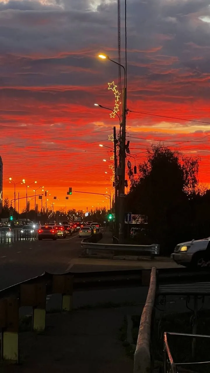Ух, ну и красотища сегодня над Лобней! 😍
