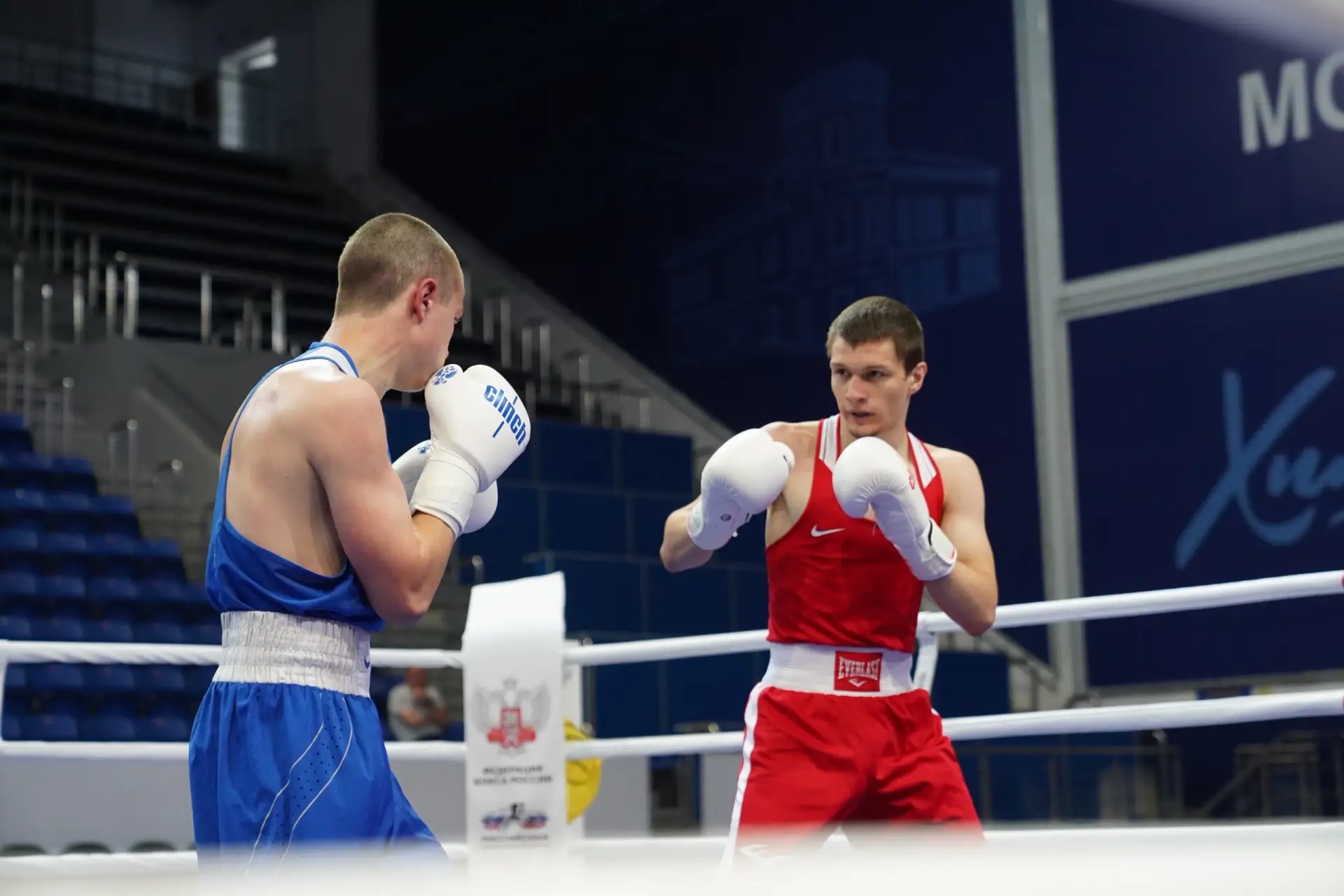🔥 Наш студент стал финалистом Чемпионата ЦФО по боксу! 

📅 Чемпионат Центрального федерального окр
