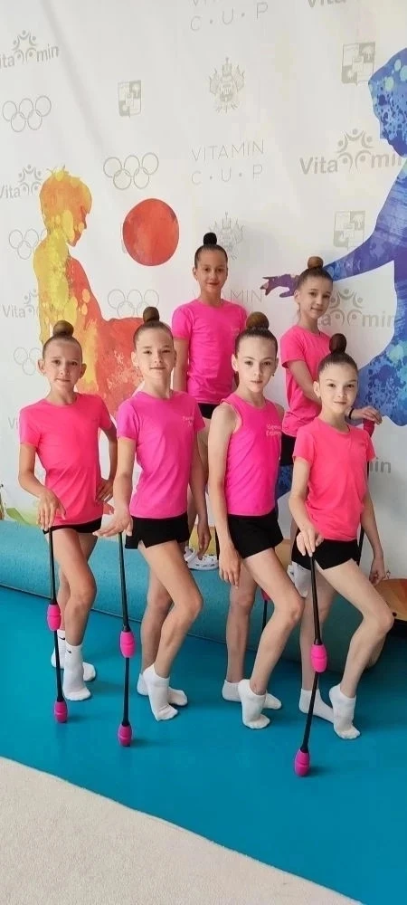 Спортсменка из 5В взяла серебро на летнем турнире

Алина Бегишева, ученица 5в класса, вернулась с От