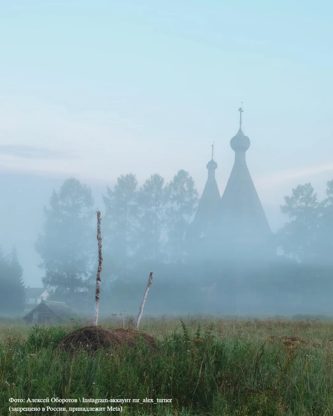 Одна из самых красивых деревень России 🏘  Ошевенский Погост. Там и березы шумят, и из колодца водичк