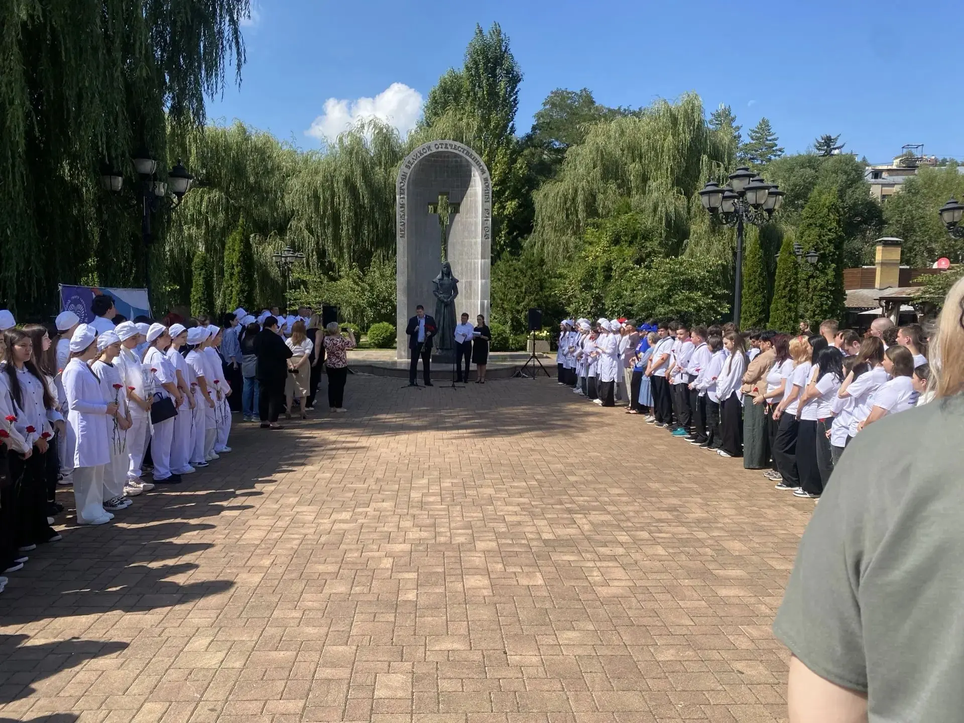 🕯️ Мы помним! 11 классы  — в числе участников городской акции памяти
