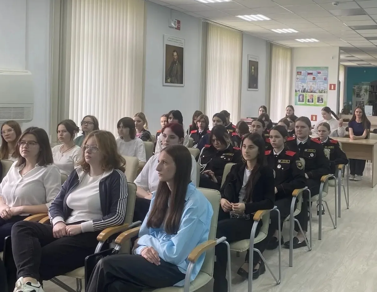 ♻️РАЗГОВОРЫ О ВАЖНОМ💭  🇷🇺 Во всех группах колледжа прошли итоговые занятия цикла «Разговоры о важном