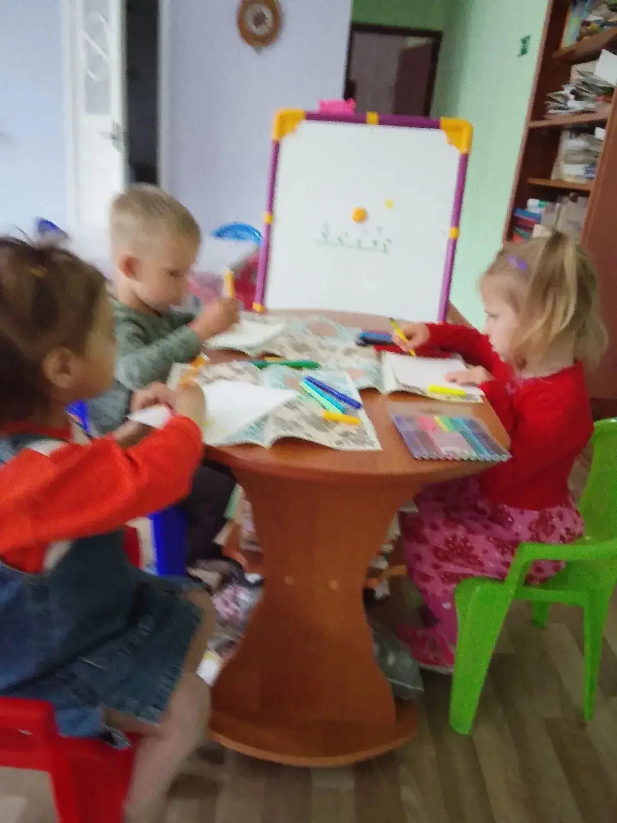 💐Лето- самое любимое время года для всех детей!
Это веселый отдых, много разных открытий, развлечен