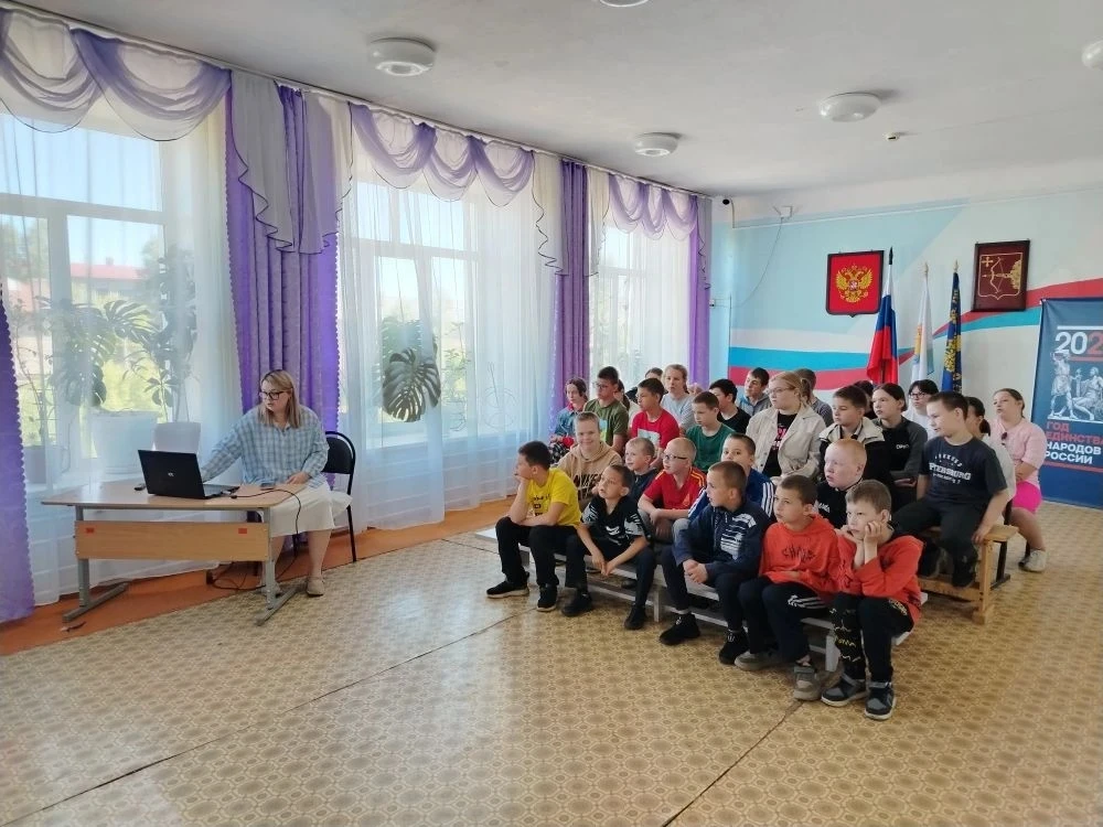 🎉 4 день.