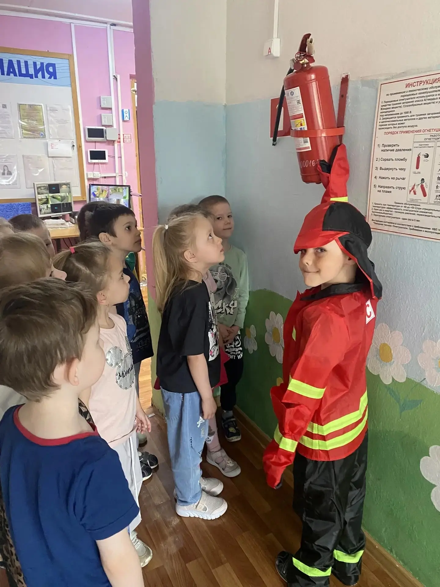 🔥 Уроки безопасности

Безопасность детей — наш главный приоритет.
 В детском саду мы не только игра