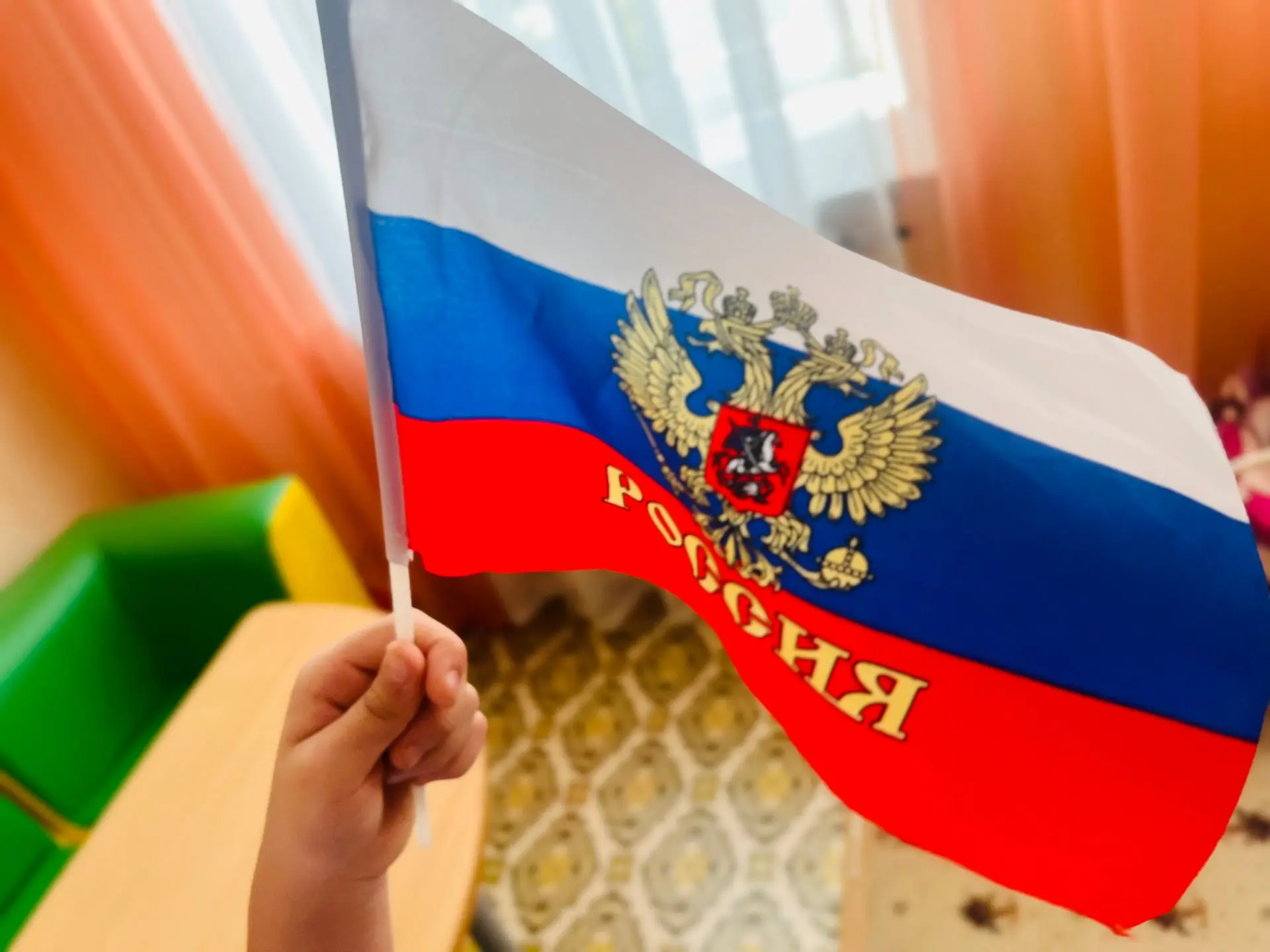 В социально-реабилитационном отделении дневного пребывания для детей и подростков с огр...