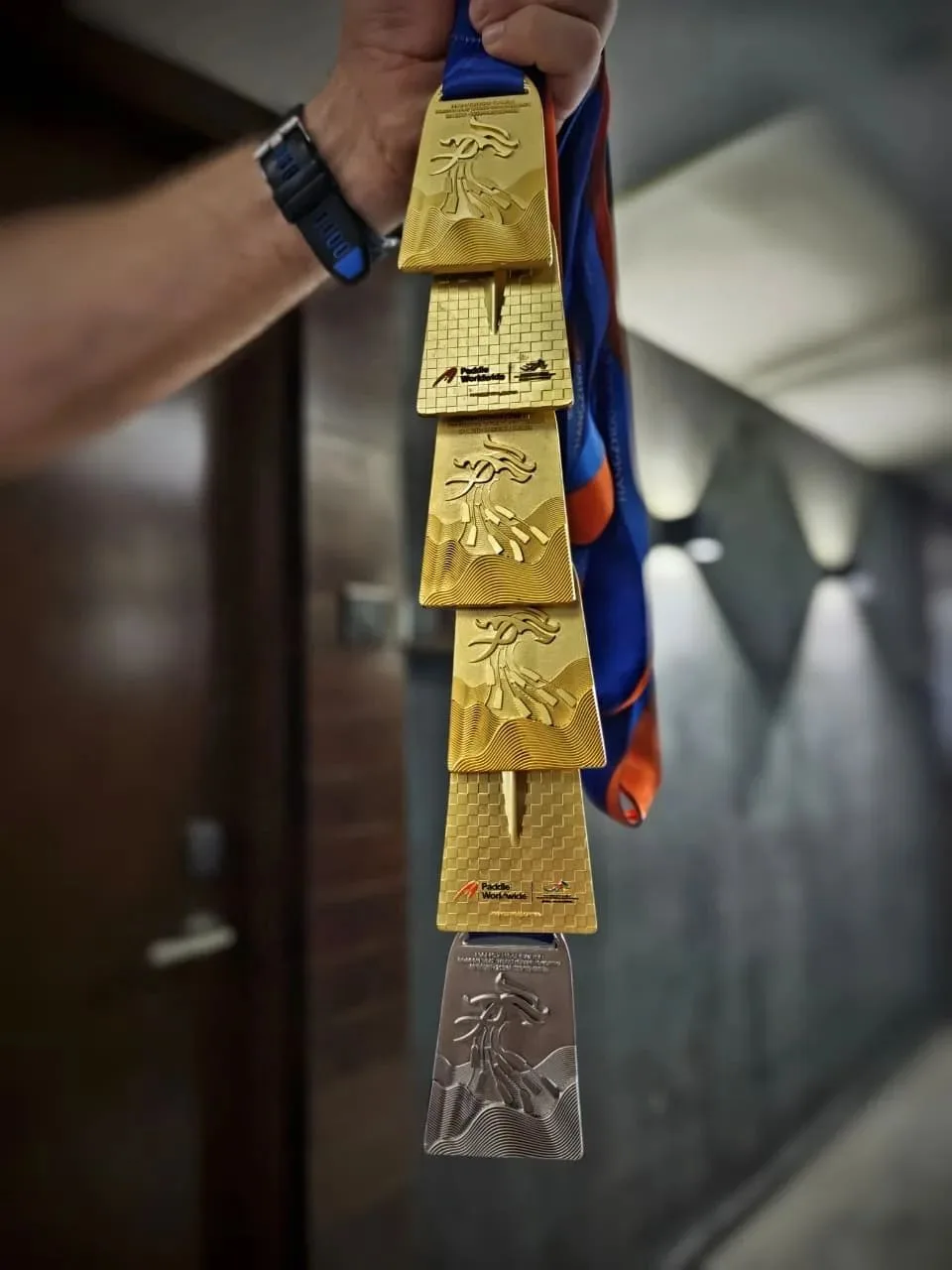 Сотрудник МЧС России — пятикратный чемпион мира по гребле на лодках класса «Дракон»