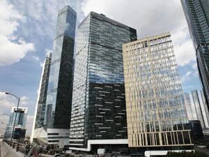 Айтишник с печатью: Минцифры продлевает аттракцион невиданной щедрости на Госуслугах
