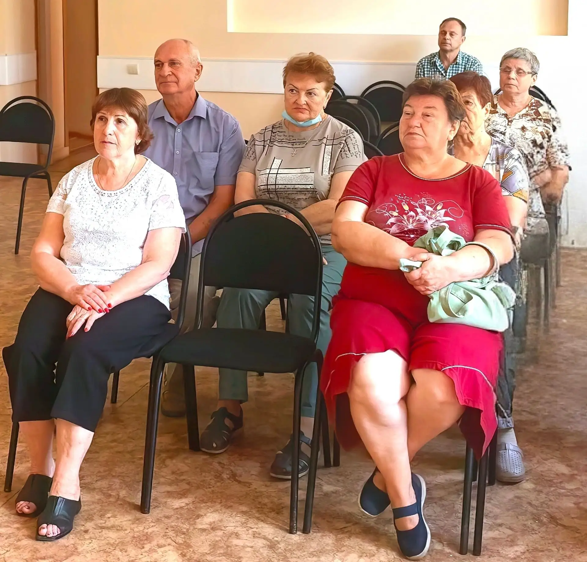 Память жива: в Коминтерновском районе почтили творчество Леонида Фёдоровича Кибальника ...