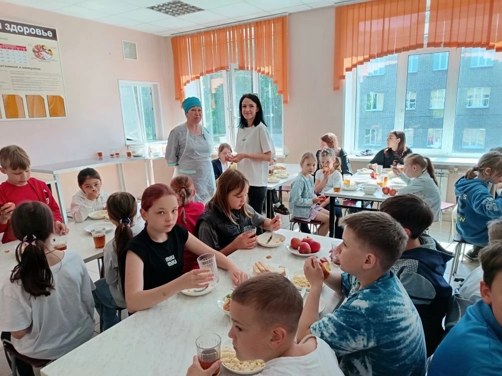 🍲 Родительский контроль в пришкольном лагере: как прошла проверка питания

В нашем лагере прошел ро