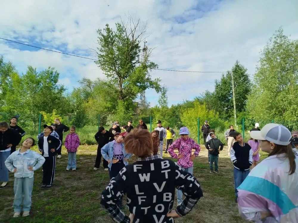 День 8-й: От бодрого утра к великой истории!
Сегодняшний день в нашем пришкольном лагере «Алые парус