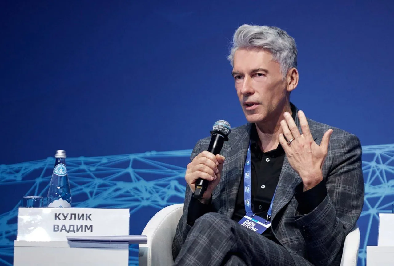 ВТБ разделит обязанности главы IT-блока

Куратор IT-блока ВТБ Вадим Кулик может покинуть свой пост —