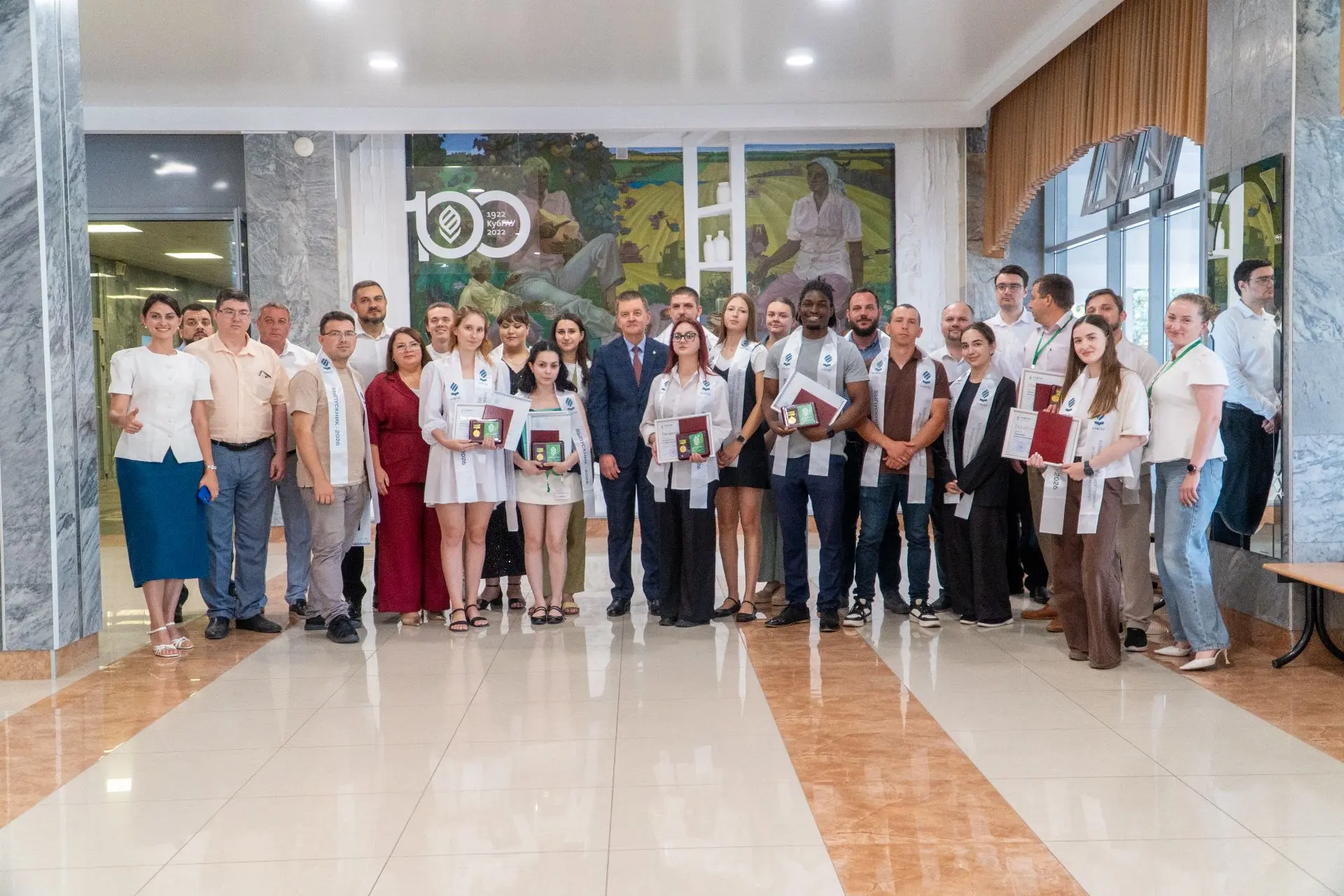 🌾🎓 Агровыпускной-2026! 

🎓🌾Сегодня в Кубанском ГАУ прошла встреча ректора Александра Трубилина с