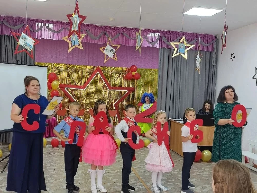 Ах, сколько раз в просторном зале
