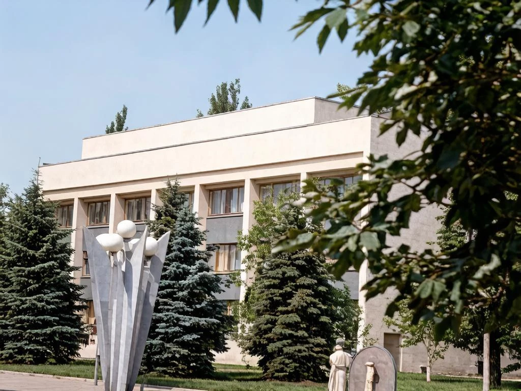 Тихорецк 1988 года в 4К обработке нейросетью