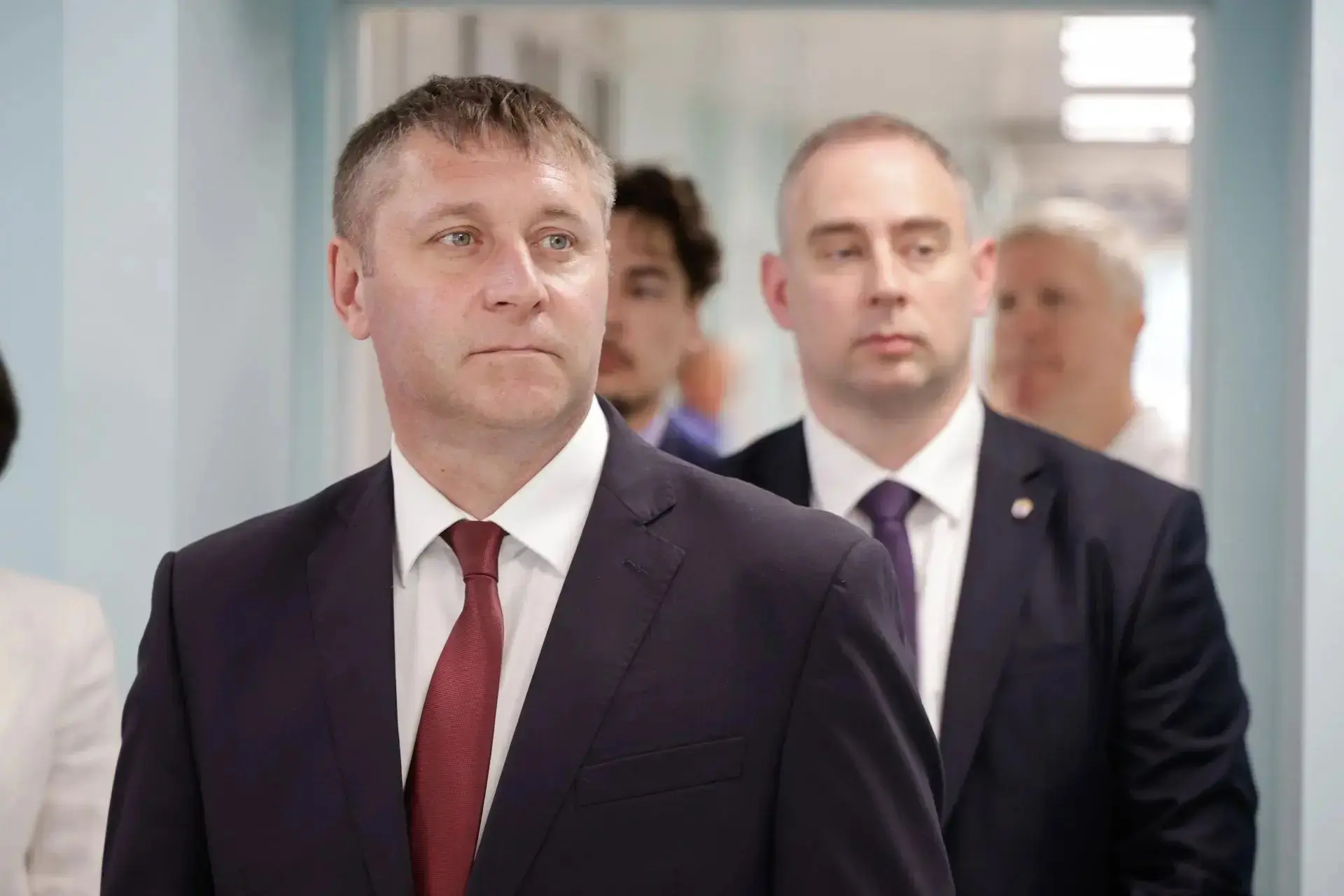 Александр Шуваев вместе с полпредом Президента РФ в ЦФО Игорем Щёголевым осмотрели обно...