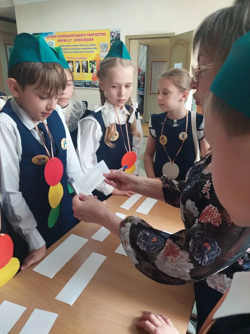 🥇Отряд ЮИД 3 класса Б Гимназии одержал победу в городском конкурсе «В лучах светофора  — 2026»  🚦14 