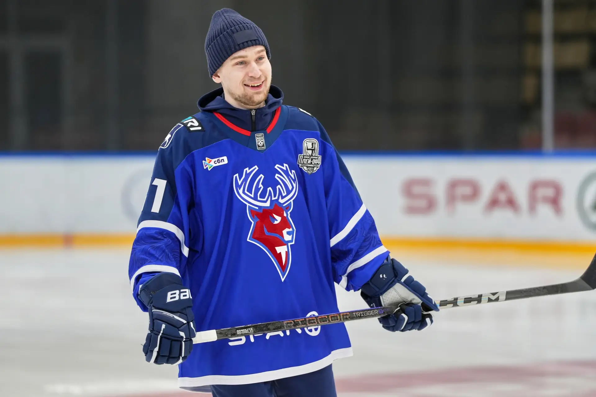 Звёзды хоккея — студенты Мининского университета 🏒  На льду встретились профессионалы и юные таланты