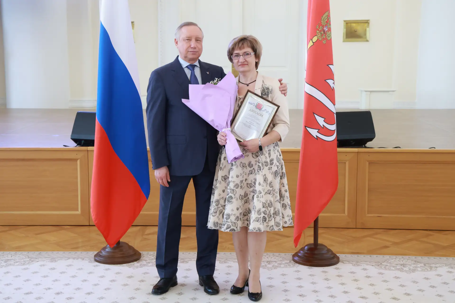 🏆 Гордость нашего Центра!

В Смольном губернатор Александр Беглов вручил городские награды лучшим р