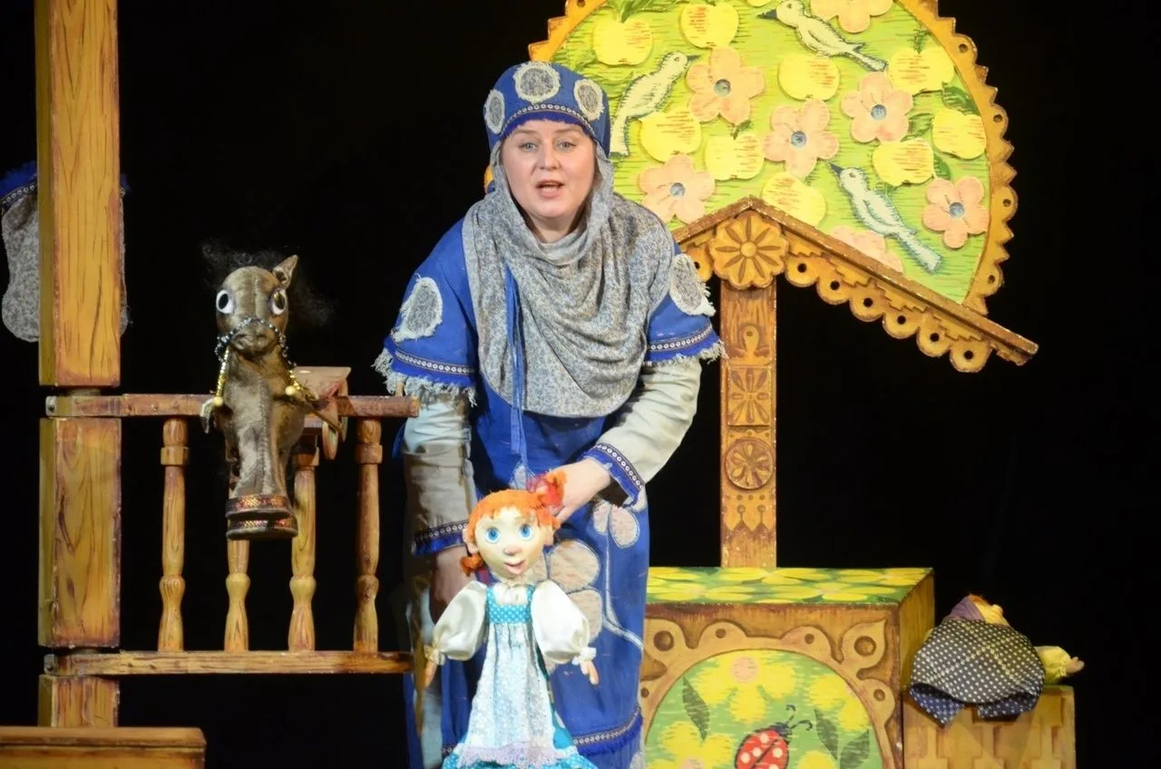 Ближайшие выходные предлагаем провести с белгородскими кукольниками!
🎭🌺🐝👪 Вас ожидает встреча с 