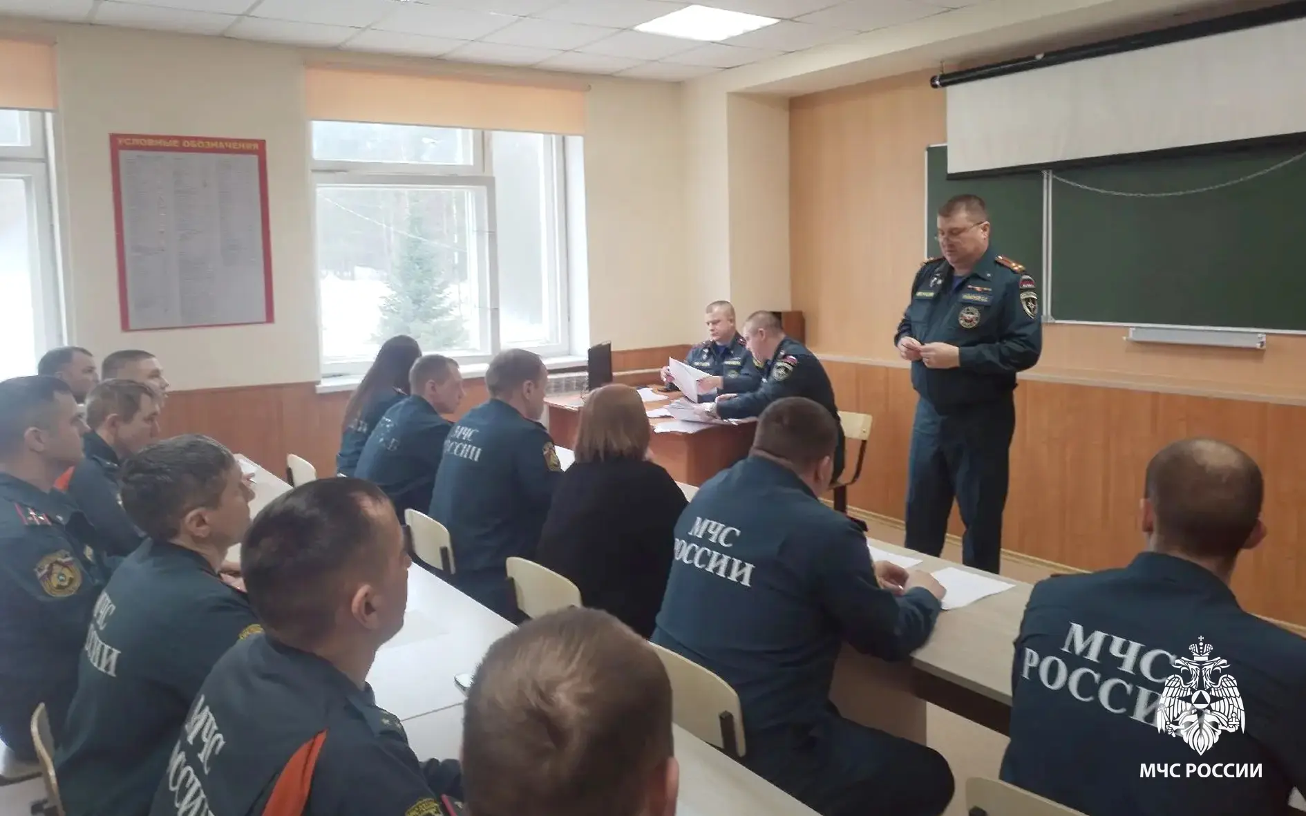 👨‍🚒Сотрудники МЧС России сдают зачеты по электробезопасности  🎫В соответствии с законодательством РФ