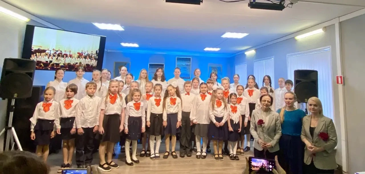 🎵 Отчётный концерт академических хоров прошёл в ДШИ Пскова