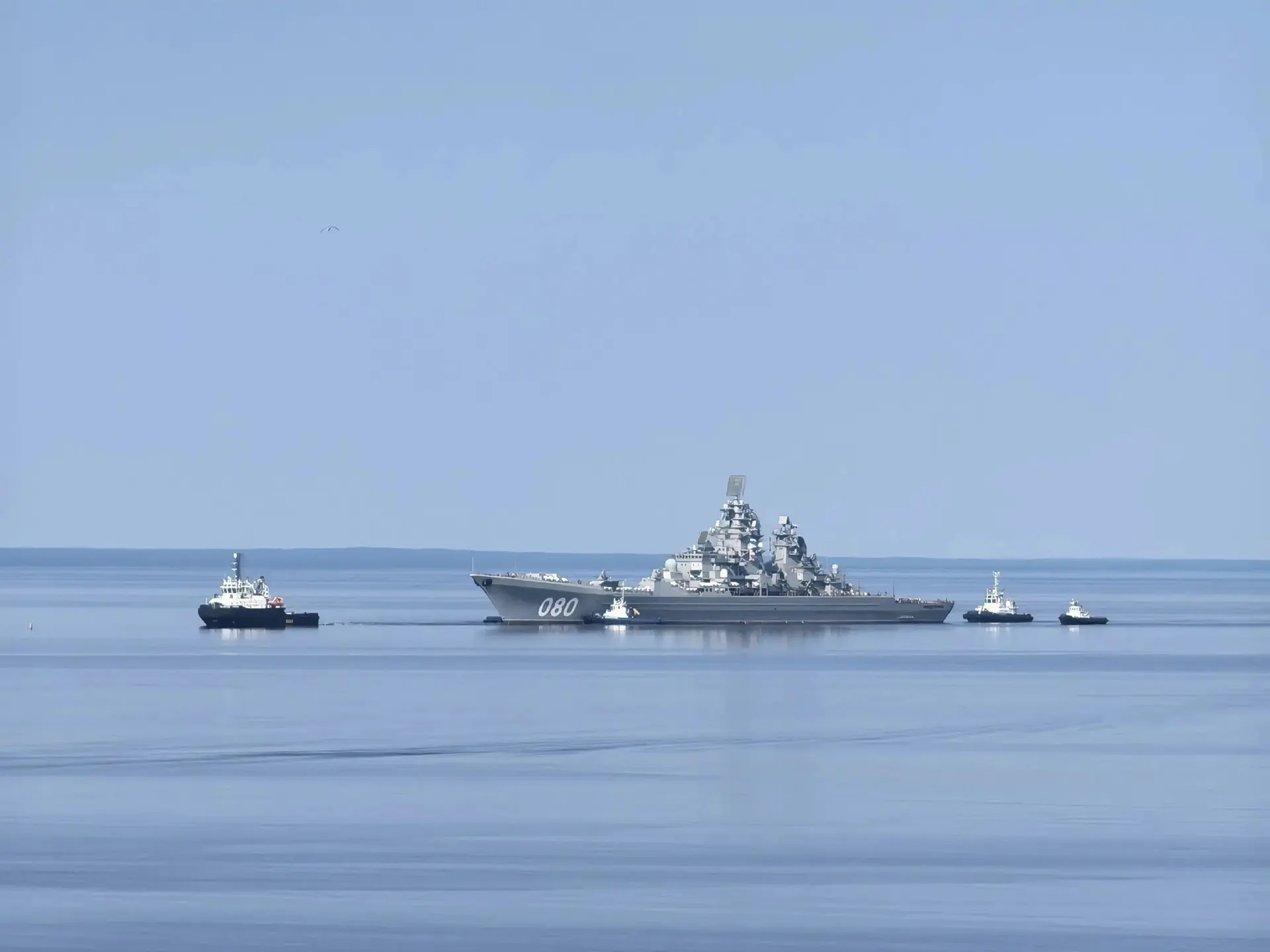 Переход «Адмирала Нахимова» на Севмаш.